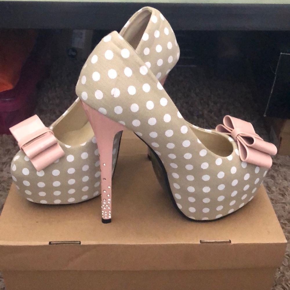 Crape Myrtle Bow Heels